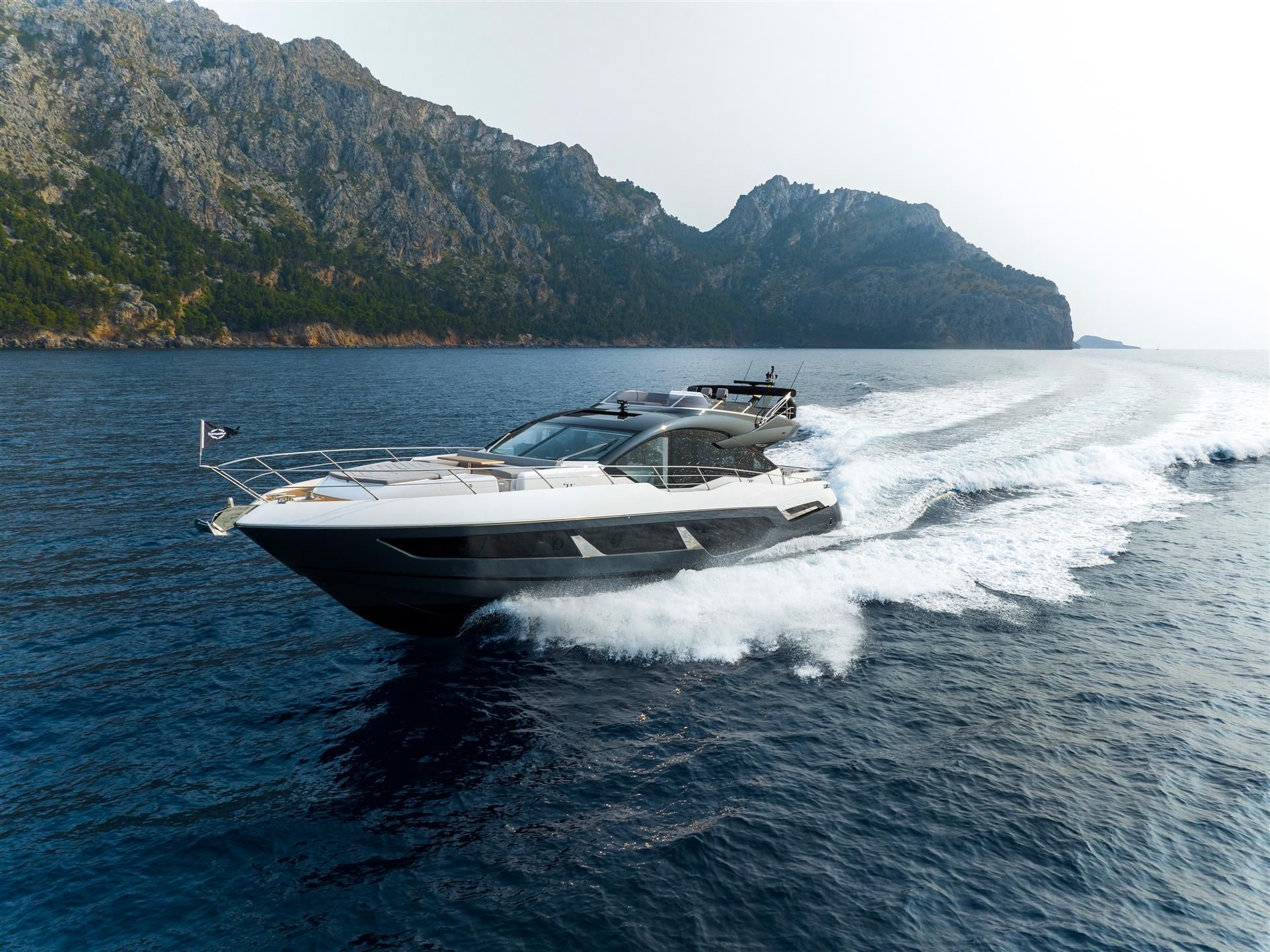 Sunseeker Sunseeker Predator 75 SportFly