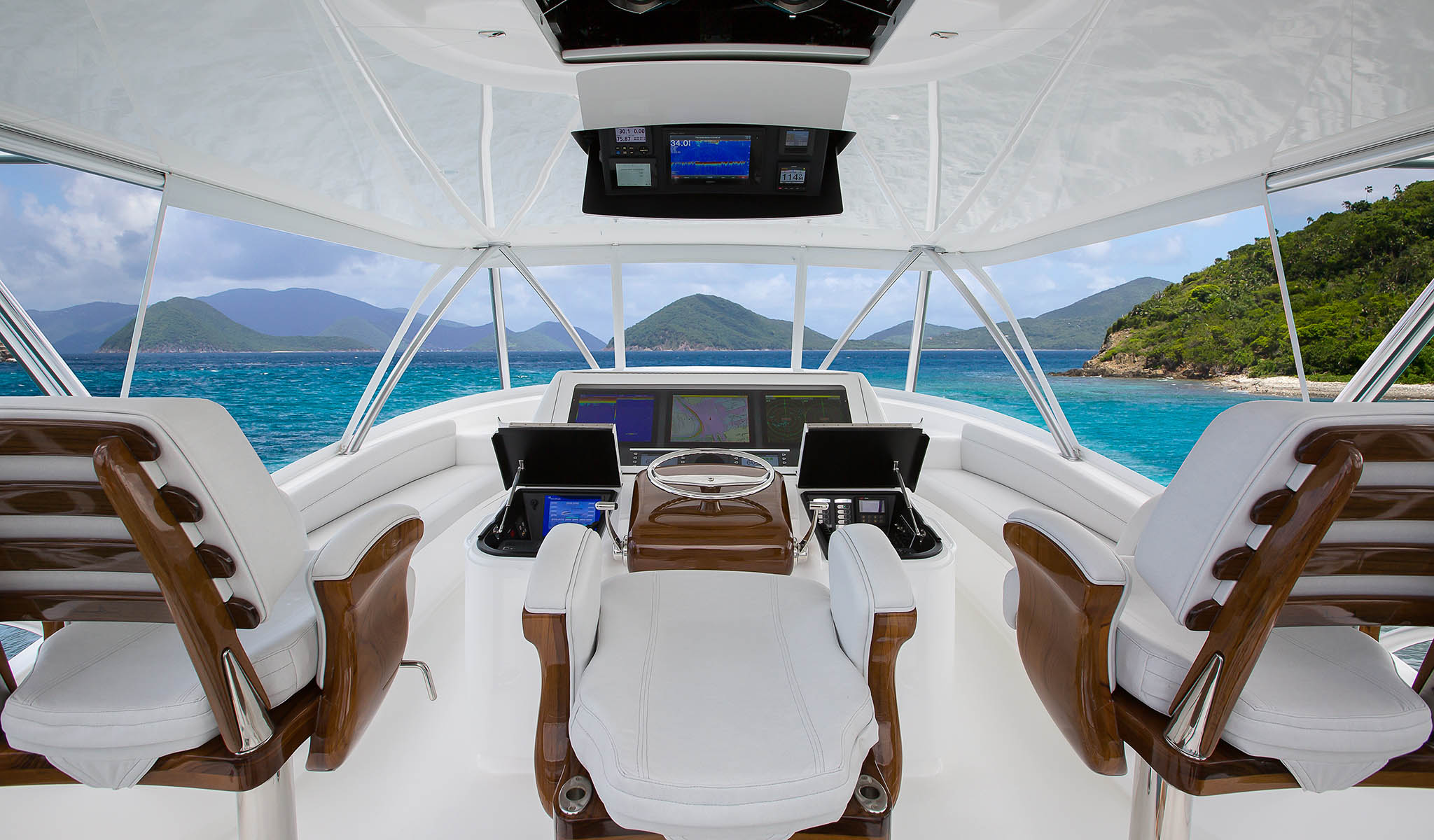 Viking Yachts 68 Convertible — photo 5