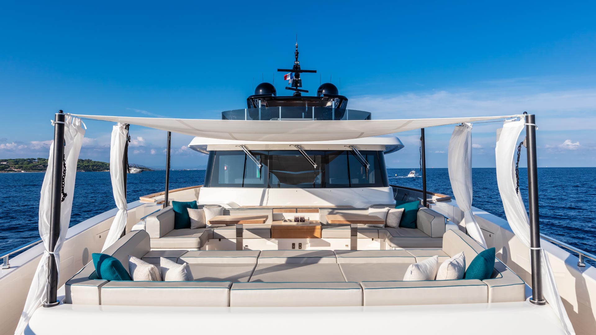 Custom Line Navetta 42 — photo 8