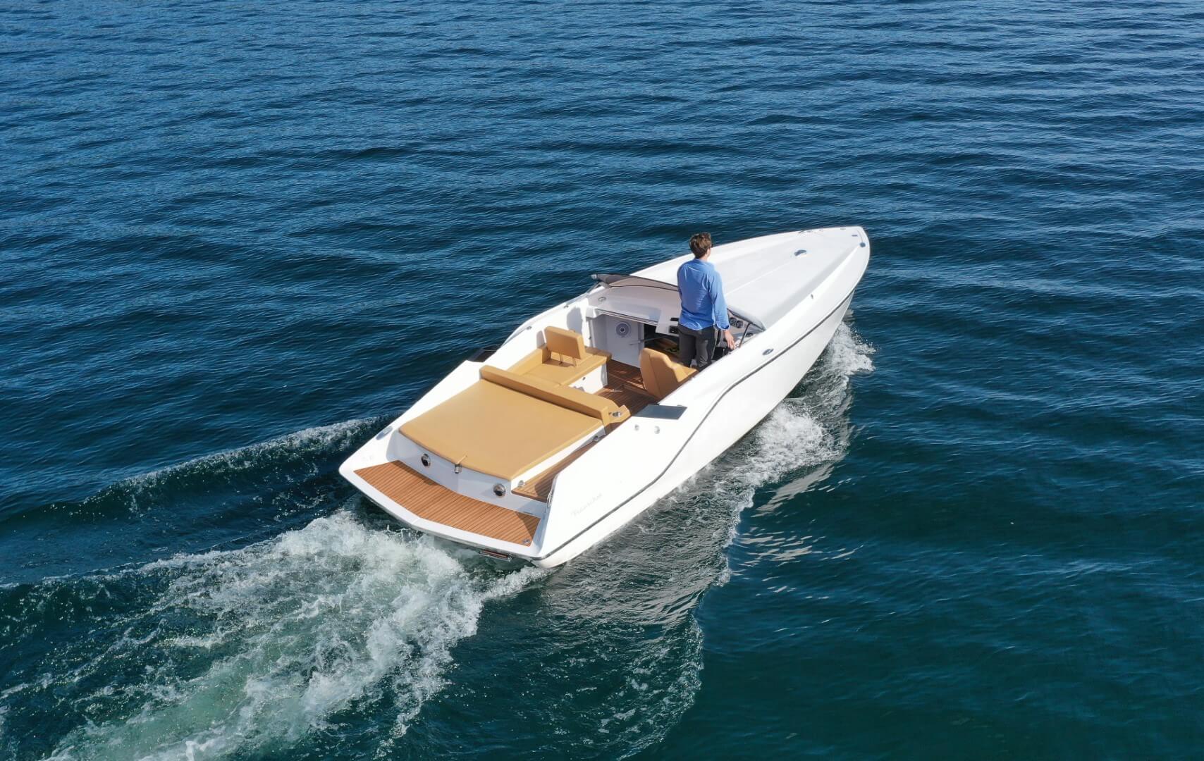 Frauscher 747 Mirage — photo 6