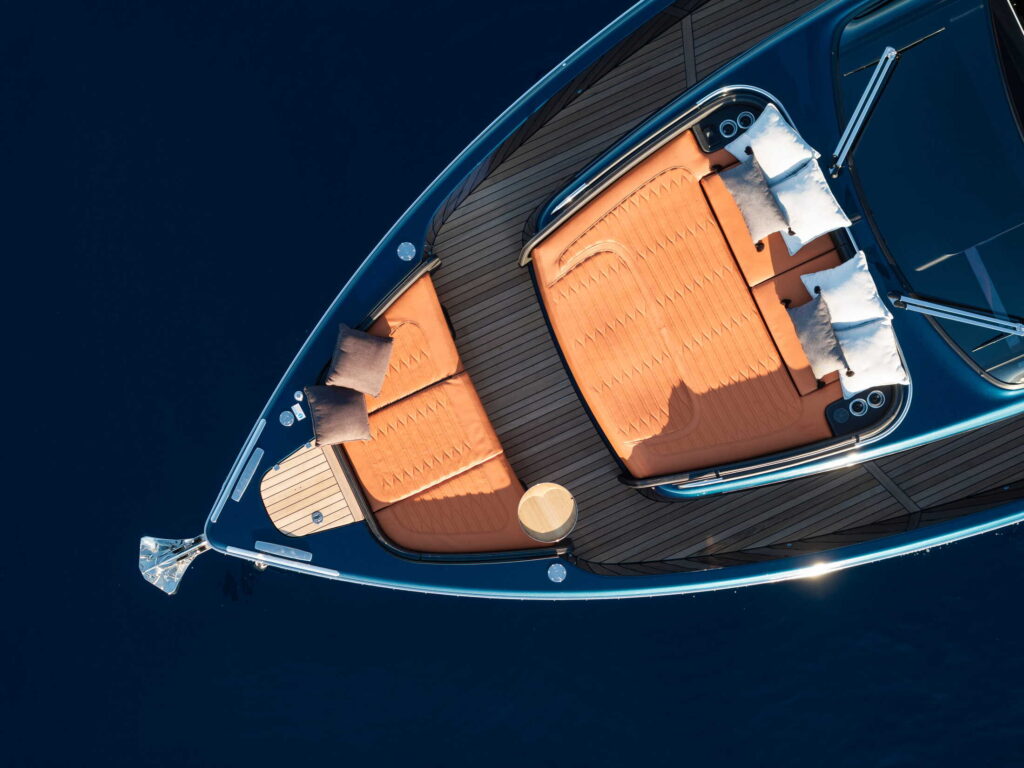 Cranchi A46 Luxury Tender — photo 7