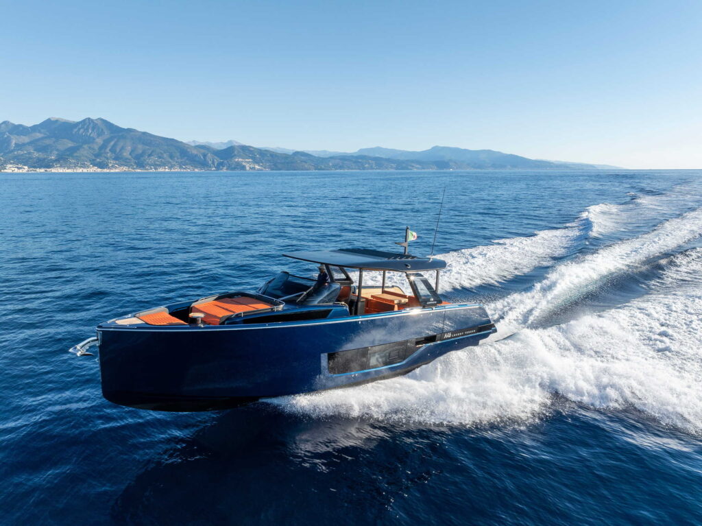 Cranchi A46 Luxury Tender — photo 10
