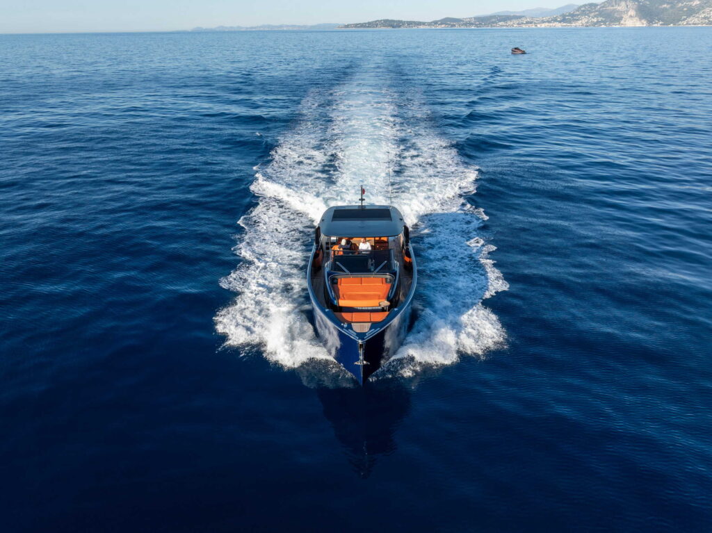 Cranchi A46 Luxury Tender — photo 9