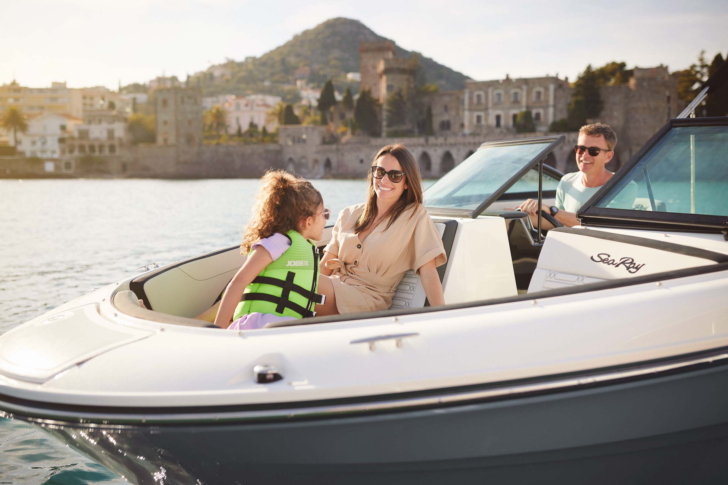 Sea Ray SPX 210 Outboard — photo 7