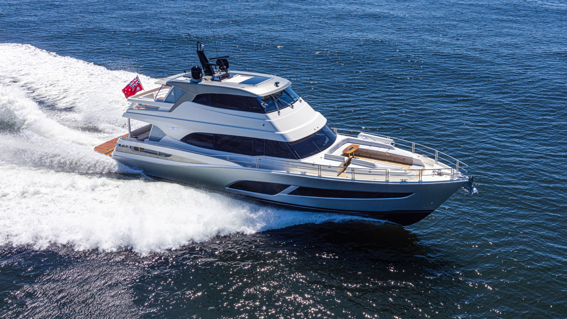 Riviera 78 Motor Yacht — photo 4