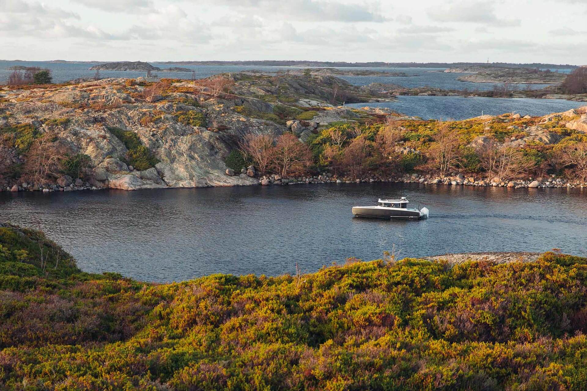 XO Boats EXPLR 9 — photo 5