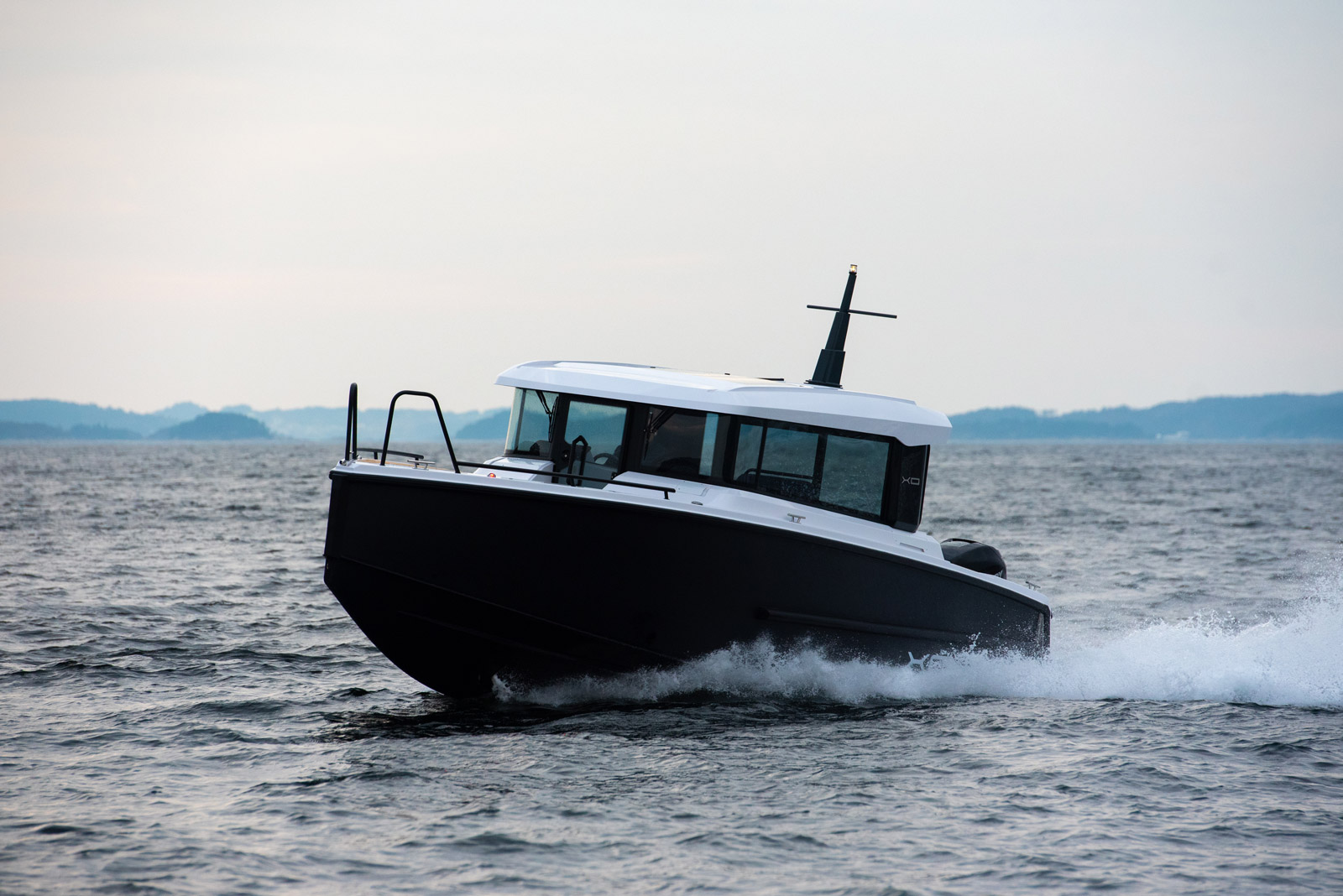 XO Boats EXPLR 9 — photo 4