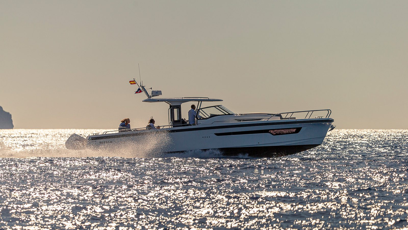 Nimbus Tender 11 — photo 10