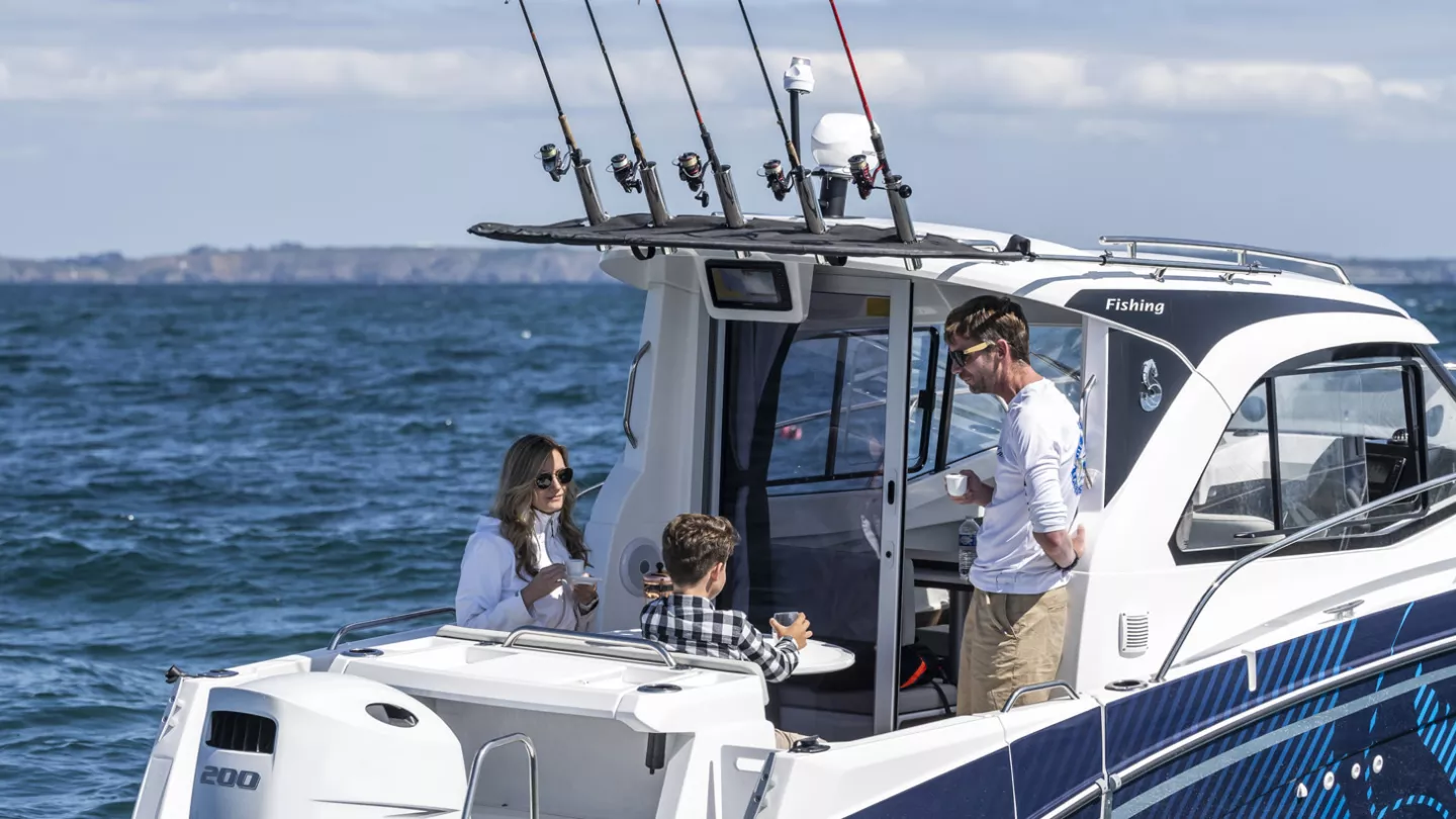 Beneteau Antares 7 Fishing — photo 5
