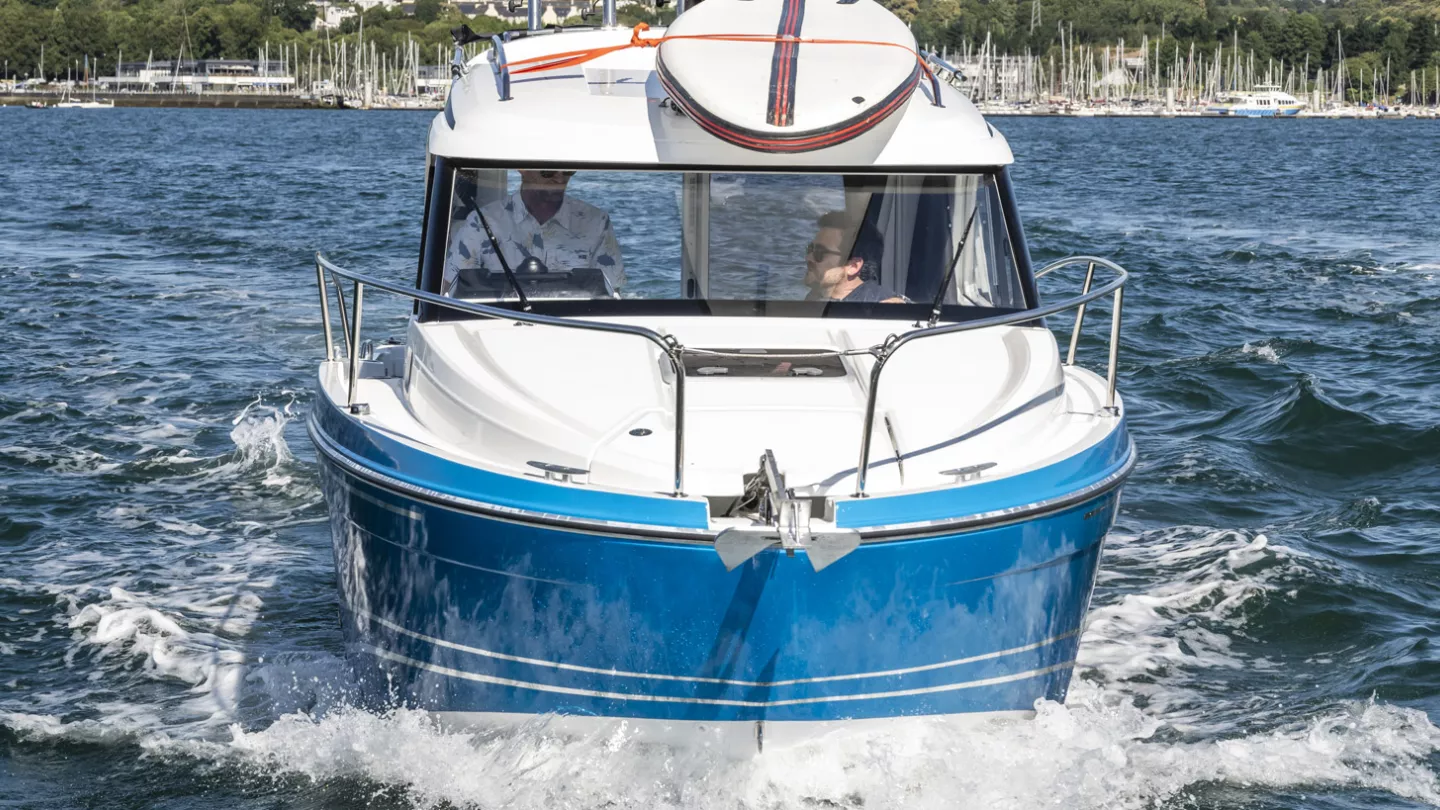 Beneteau Antares 7 Fishing — photo 7