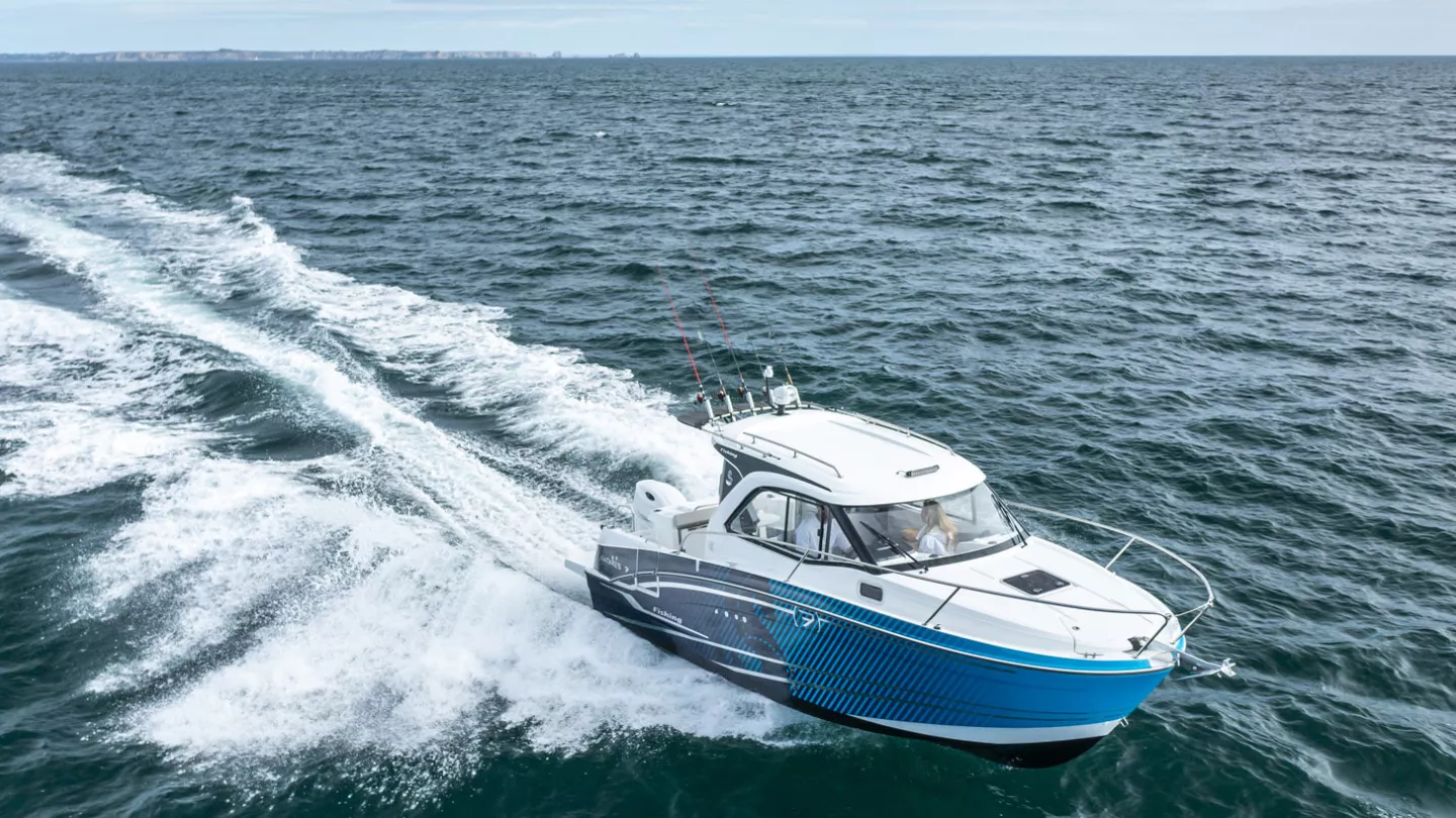 Beneteau Antares 7 Fishing — photo 10