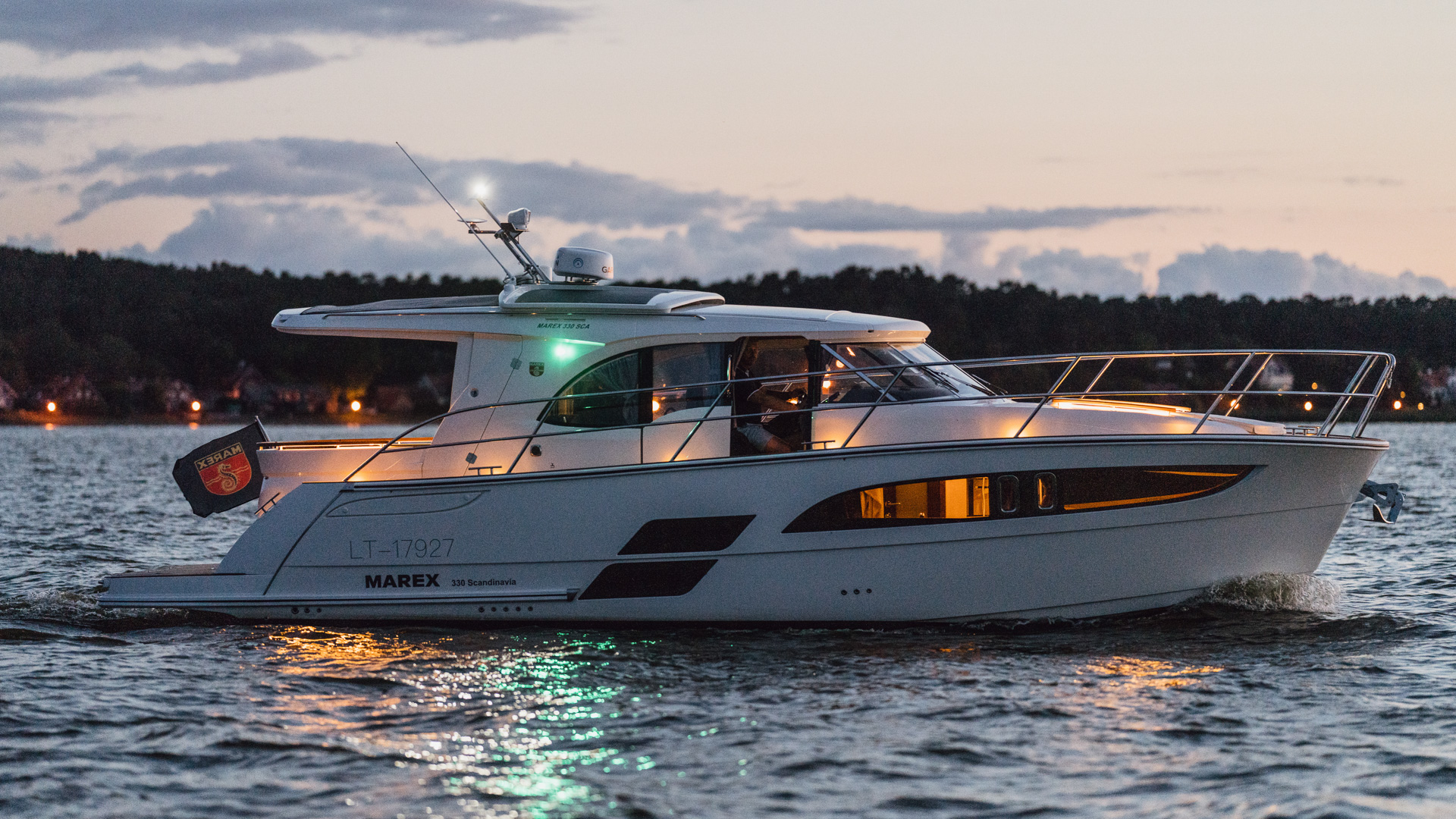 Marex 330 Scandinavia — photo 4
