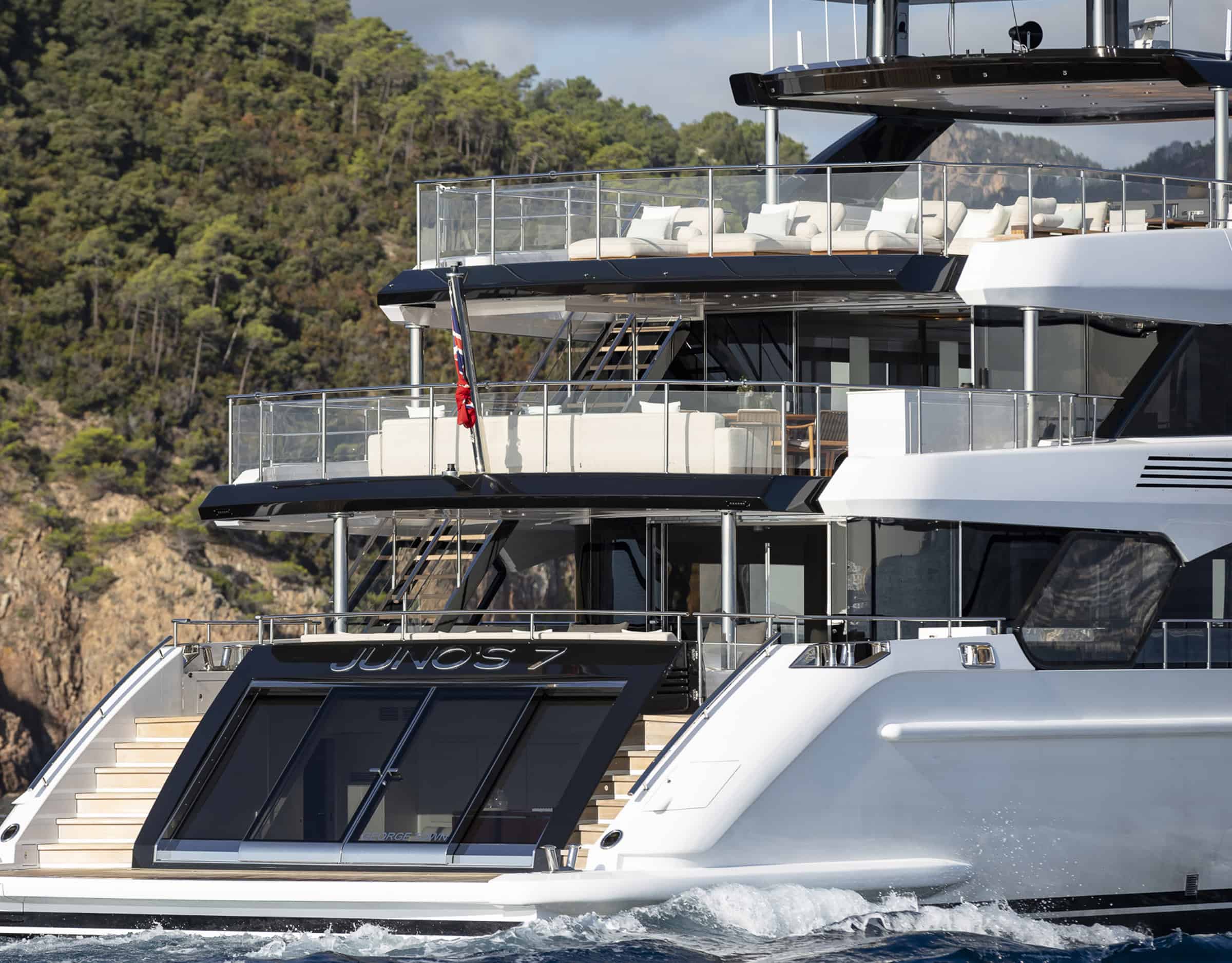 Benetti Class 44M — photo 2