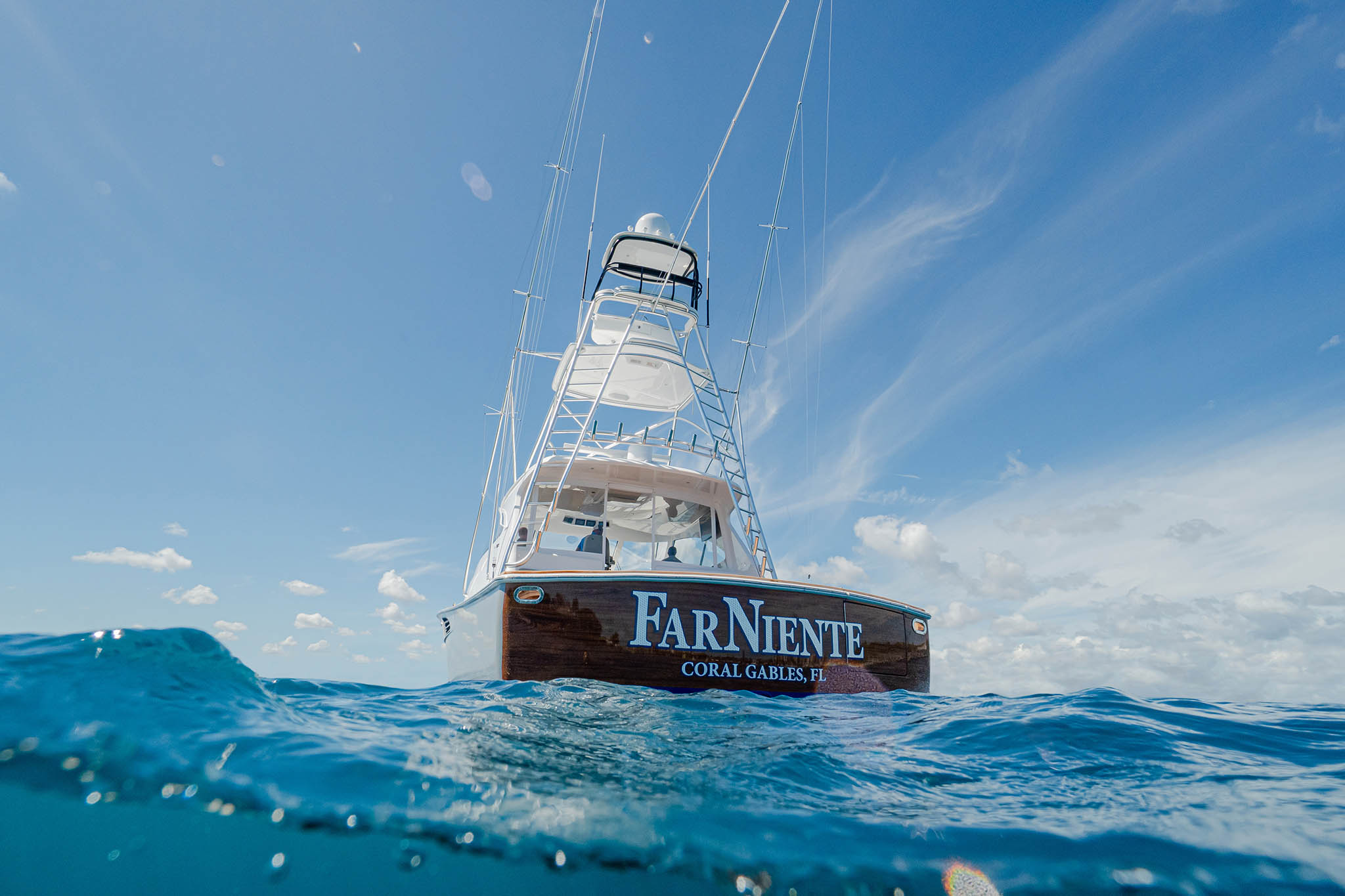 Viking Yachts 54 Sport Tower — photo 4