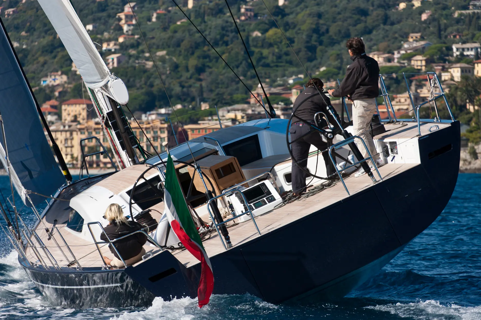 Advanced Yachts A66 — photo 5