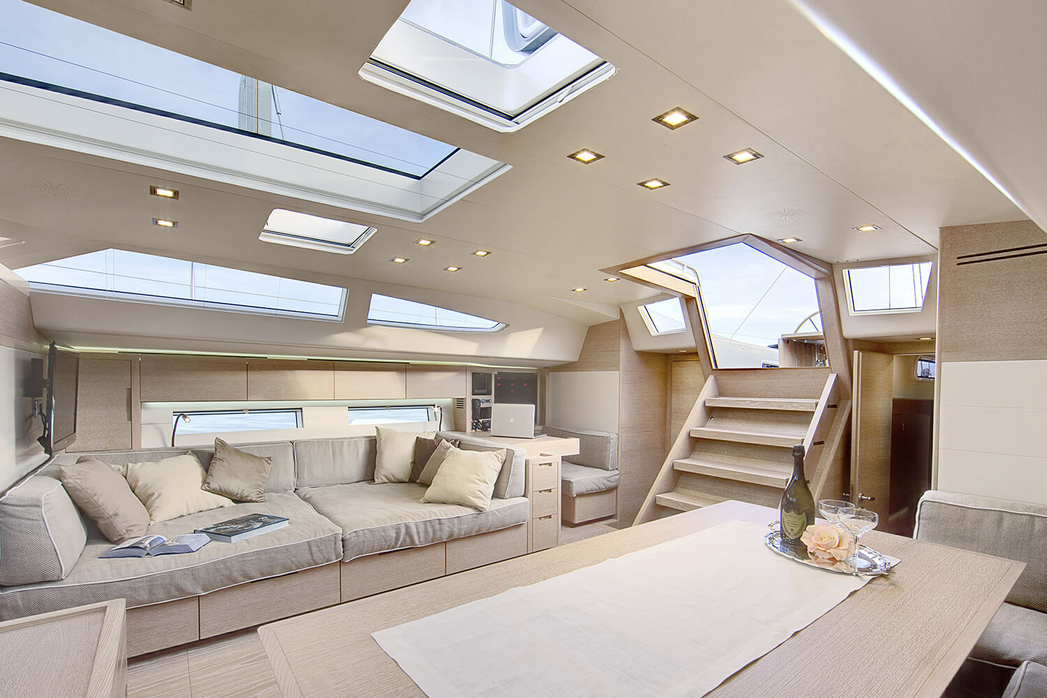 Advanced Yachts A66 — photo 8