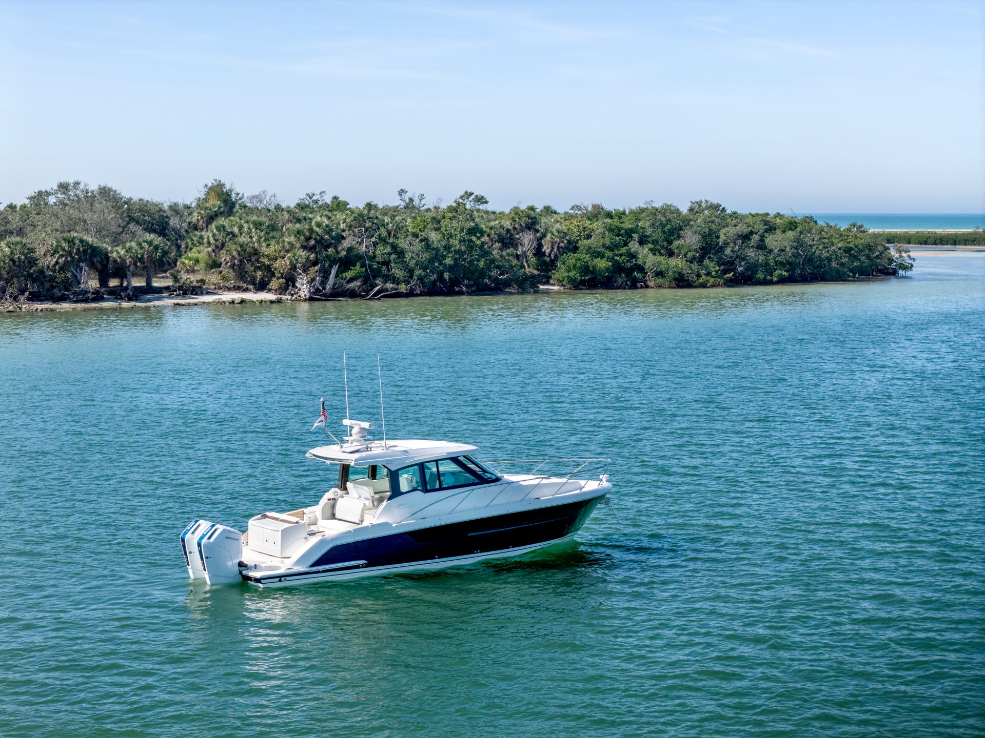 Tiara Yachts 39 LE — photo 6