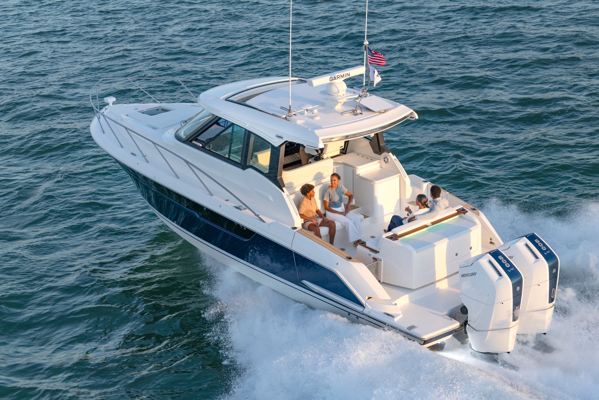 Tiara Yachts 39 LE — photo 7