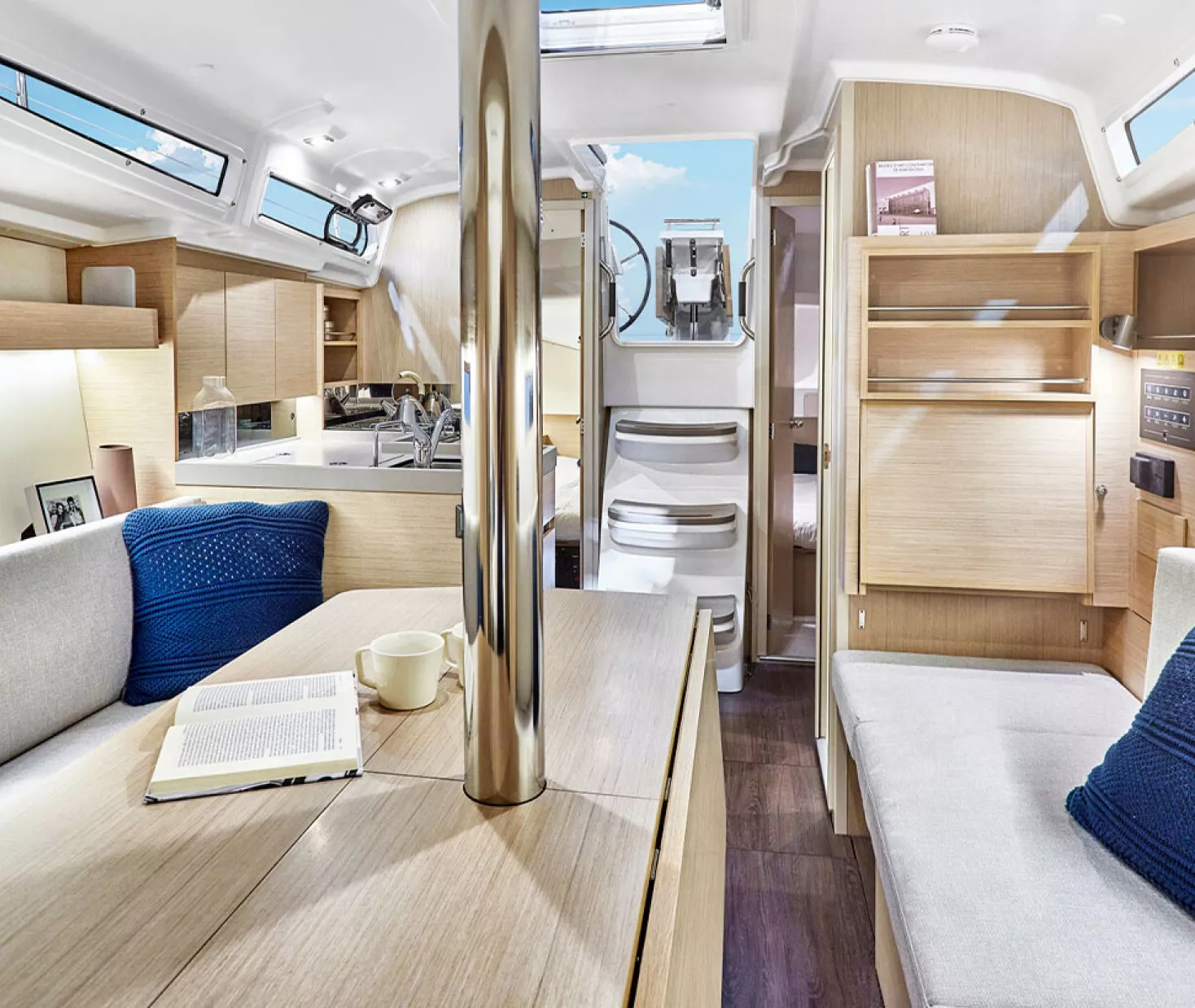 Beneteau Oceanis 34.1 — photo 11