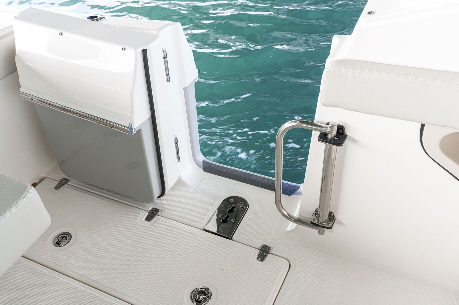 Boston Whaler 280 Vantage — photo 6