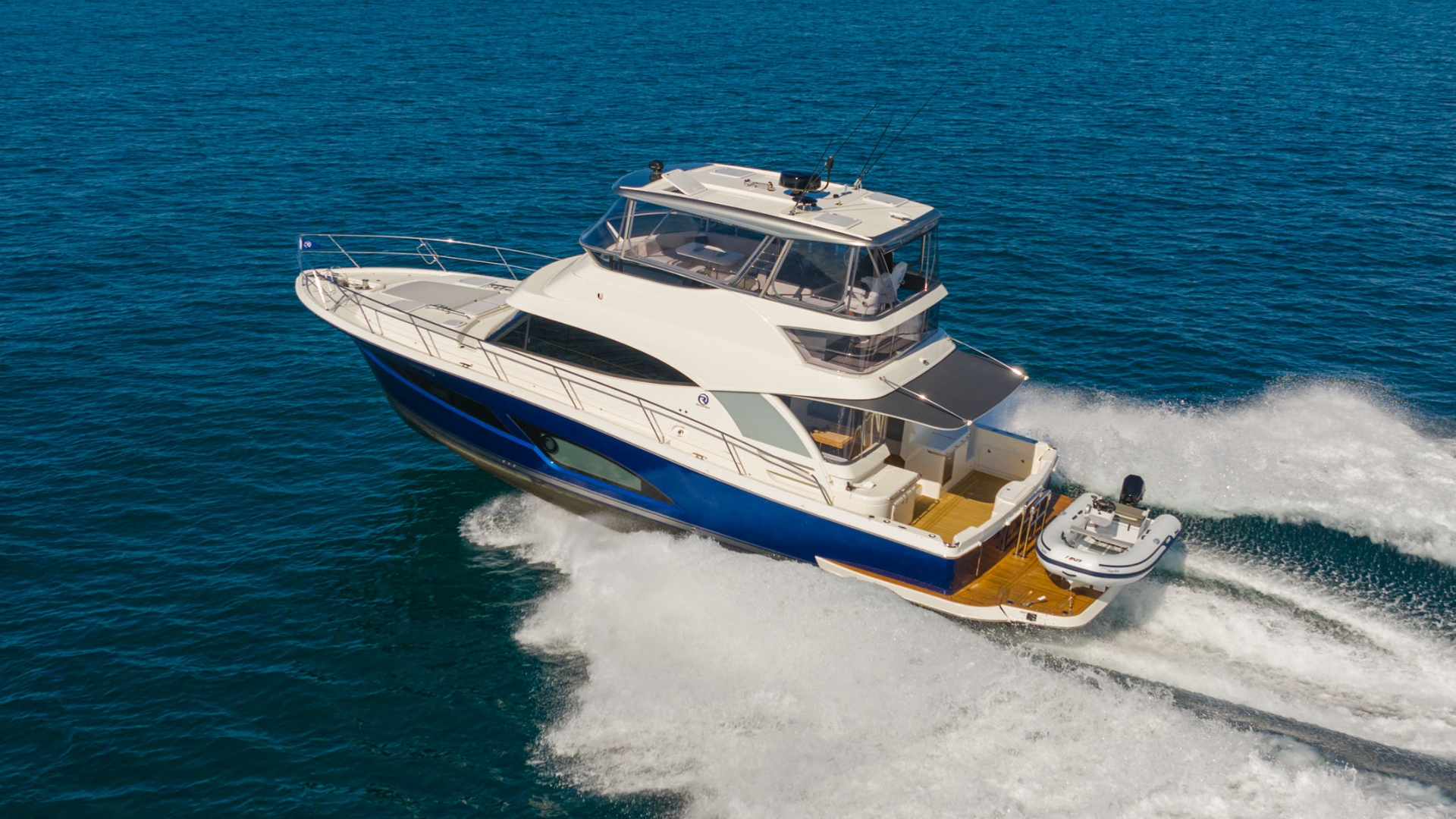Riviera 46 Sports Motor Yacht — photo 6